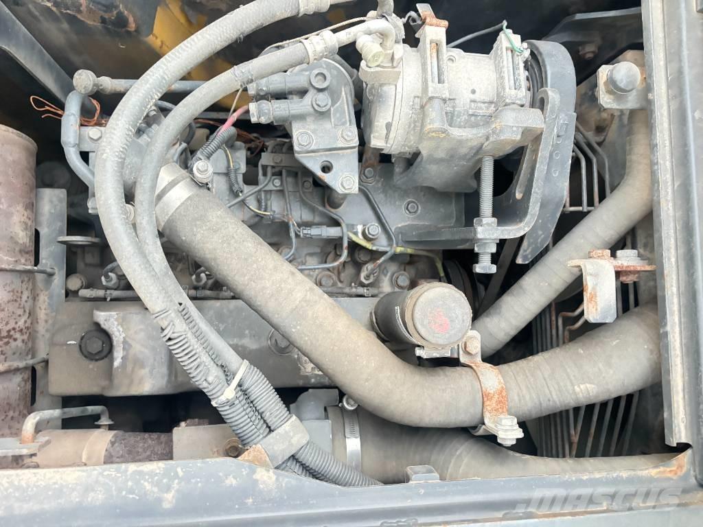 Komatsu PC 138 US Midi excavators  7t - 12t