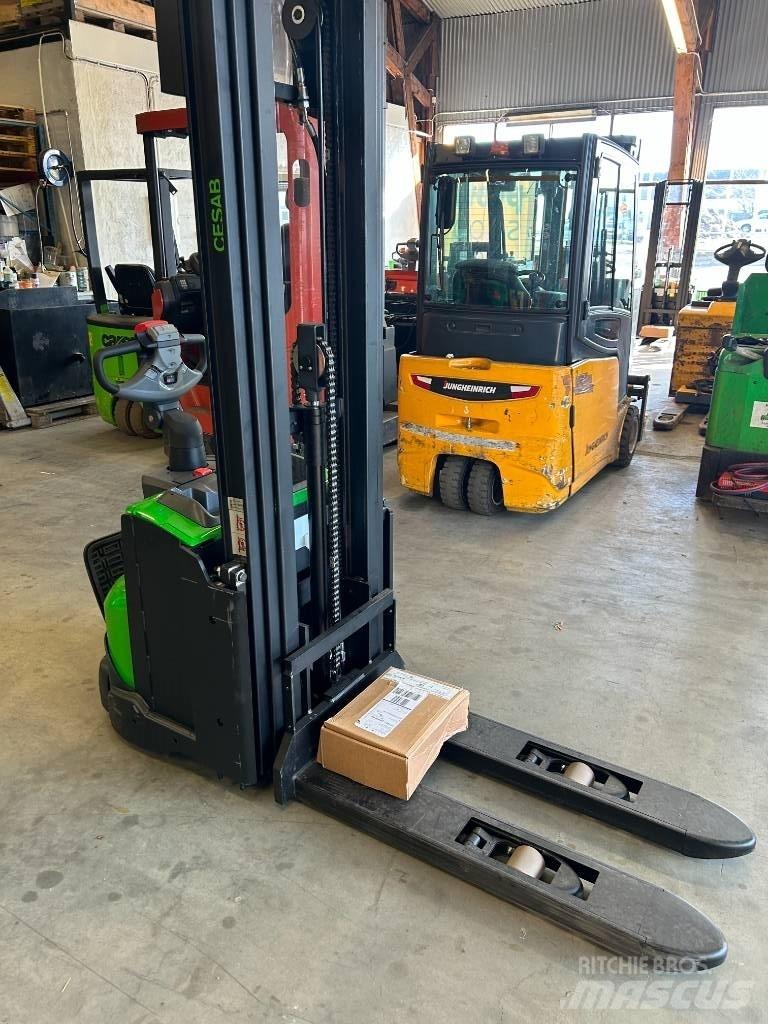 Cesab S 214L Pedestrian stacker