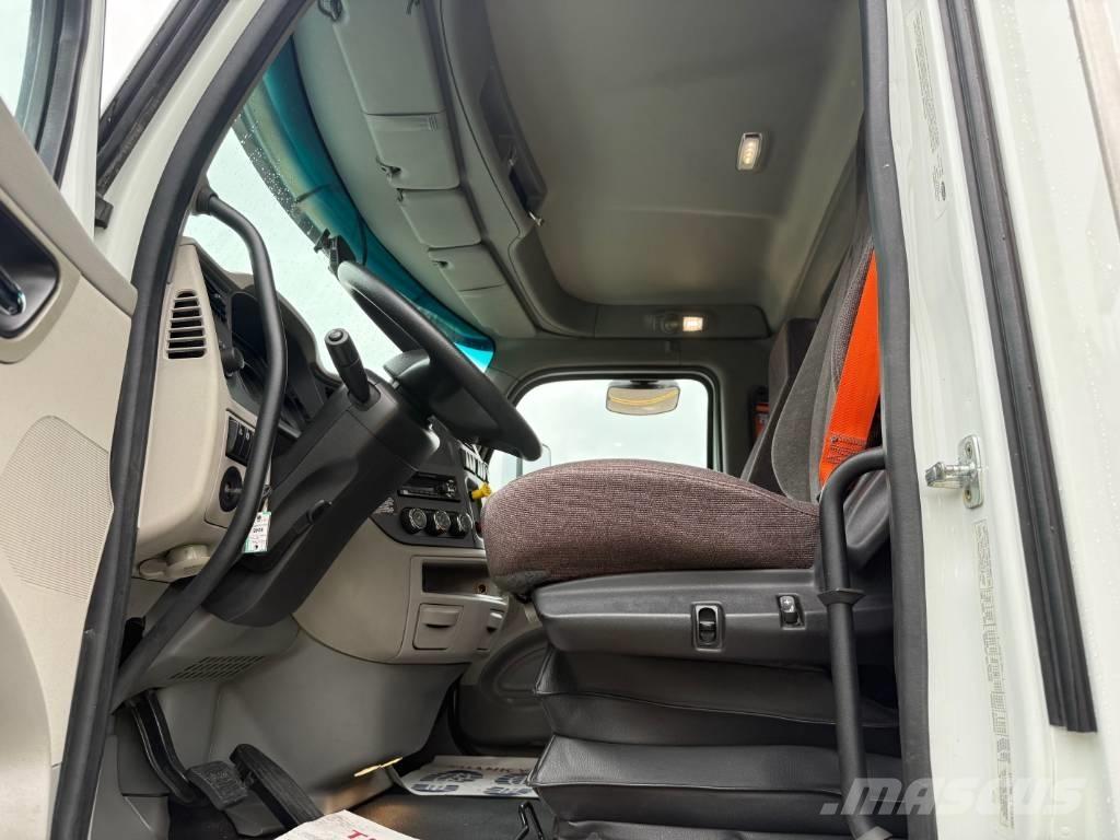 Peterbilt 579 Tractor Units