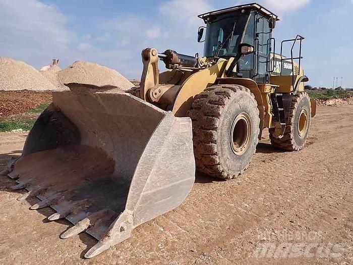 CAT 966M Wheel loaders