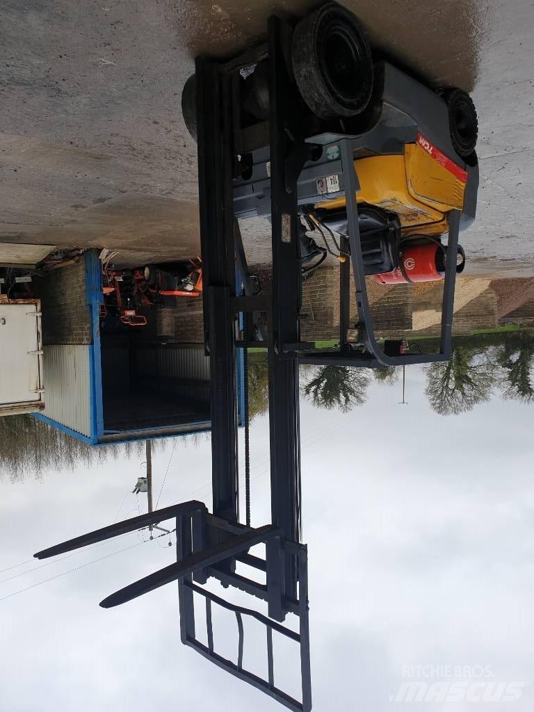 TCM FG25T3 LPG trucks