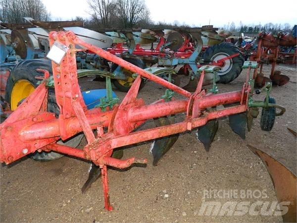 Kverneland 4 Conventional ploughs