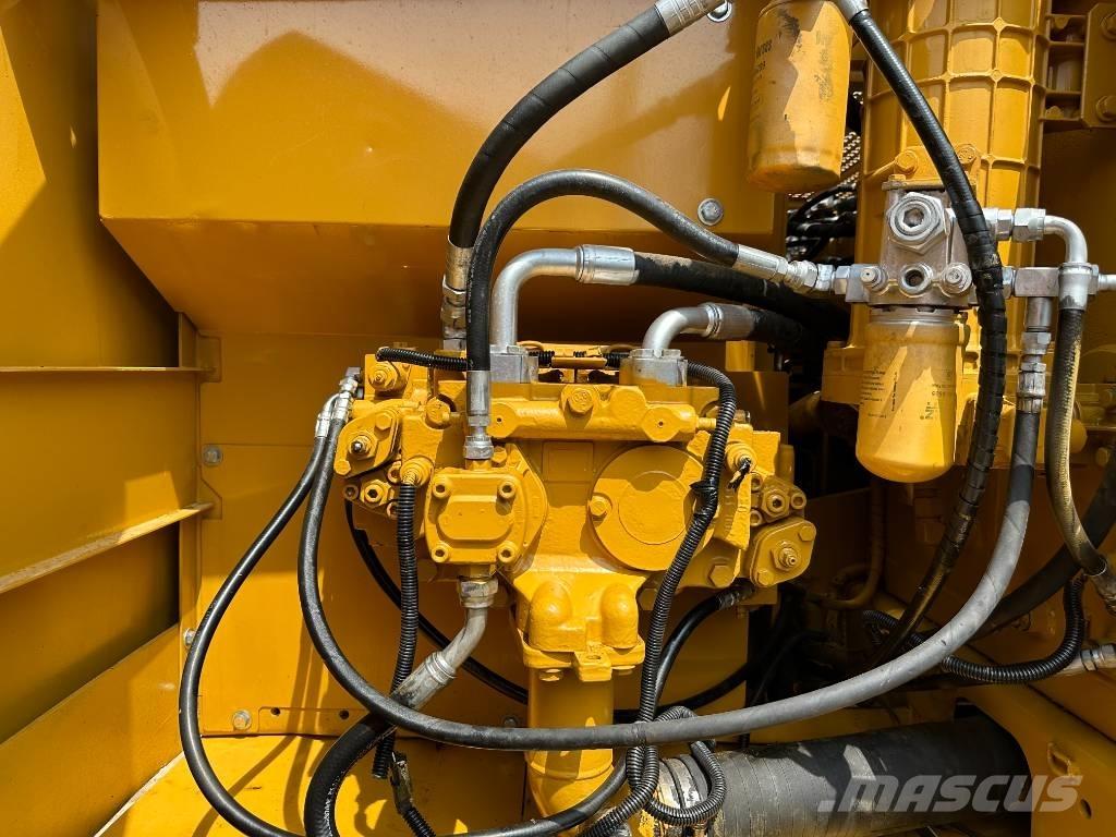 CAT CAT320C Midi excavators  7t - 12t