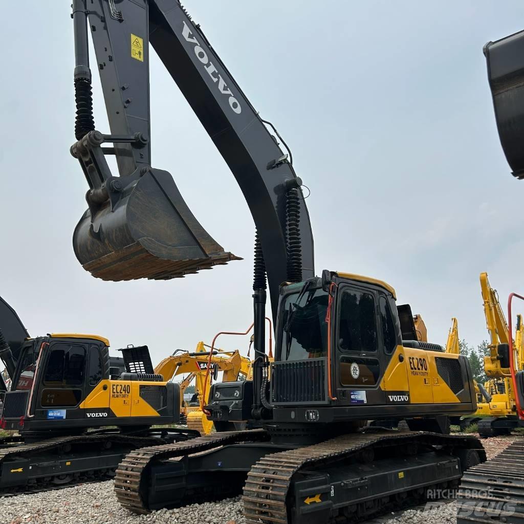 Volvo 290 Crawler excavators