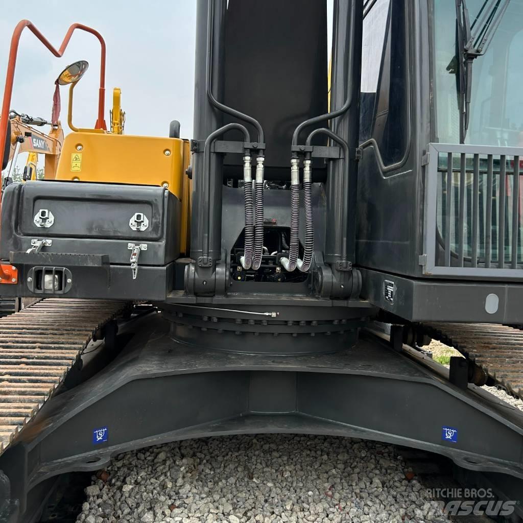 Volvo 290 Crawler excavators