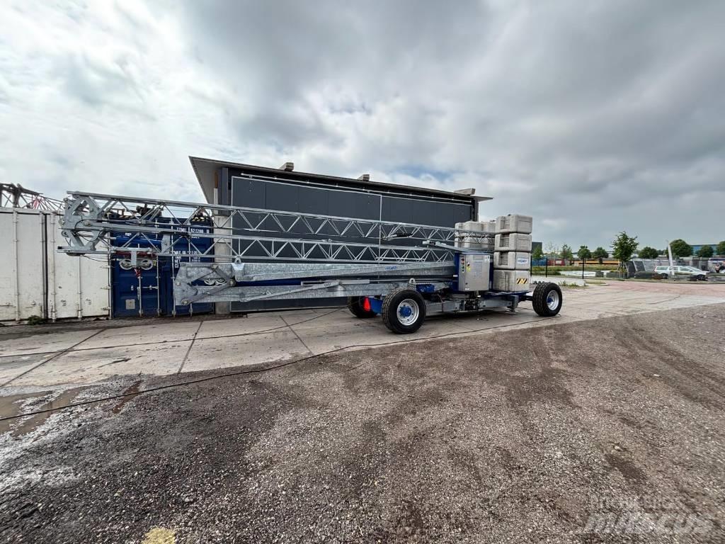 Vicario OMV331 Self erecting cranes