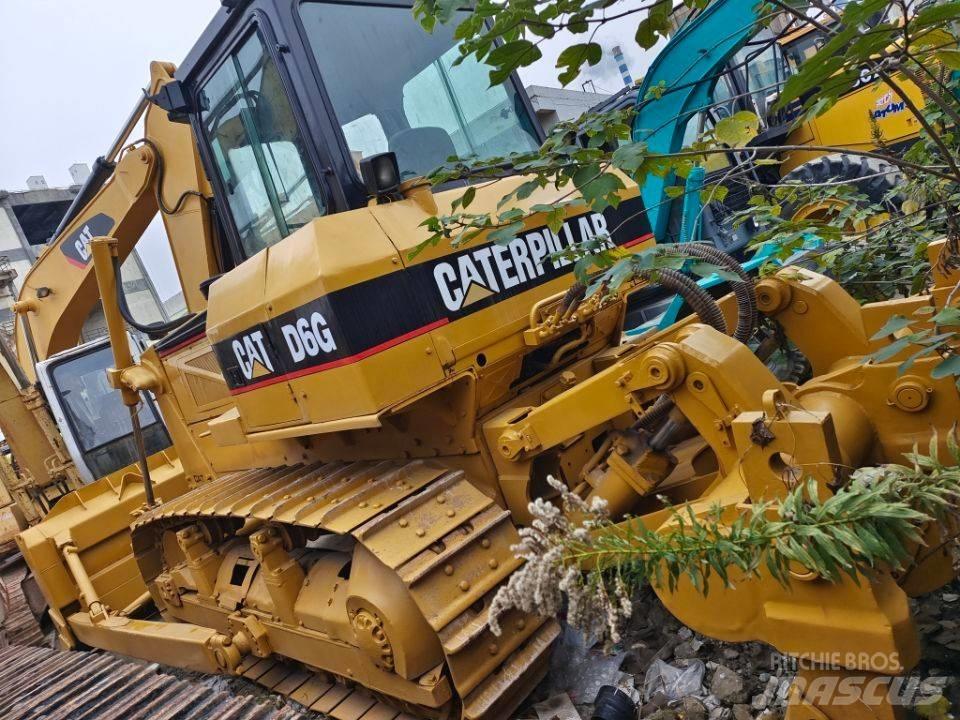 CAT D6G Crawler dozers