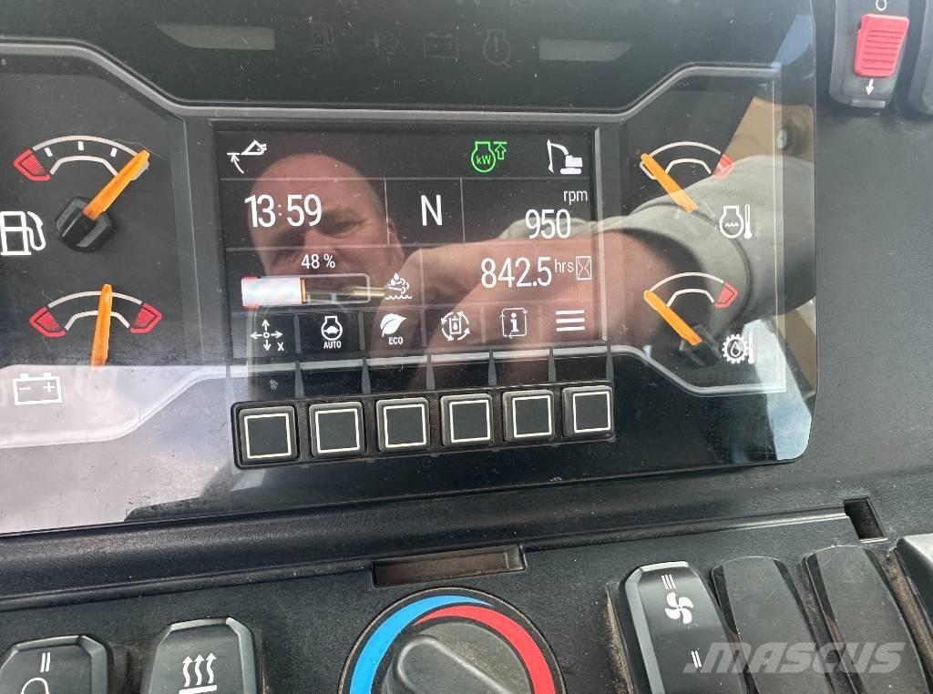 CAT 432 Backhoe loaders