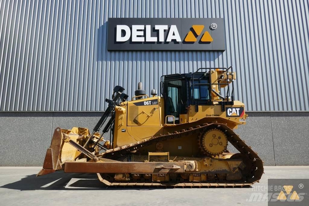 CAT D6T LGP Crawler dozers