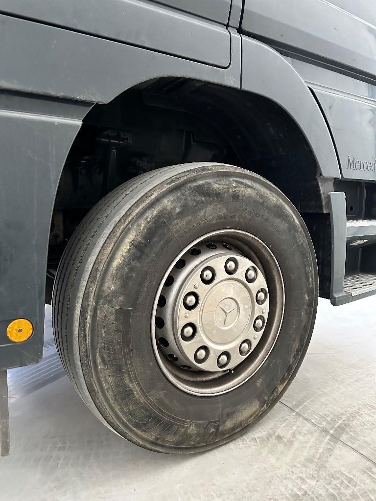 Mercedes-Benz 4165 S Tractor Units