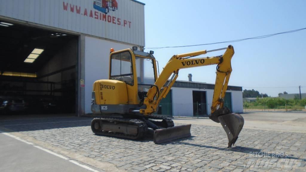 Volvo EC 25 Mini excavators < 7t (Mini diggers)