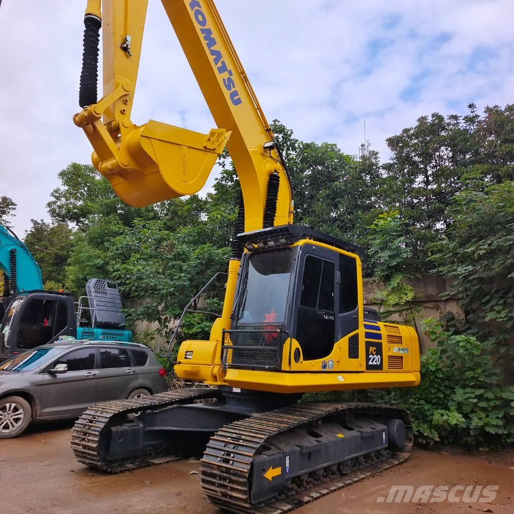 Komatsu PC220-8 Crawler excavators