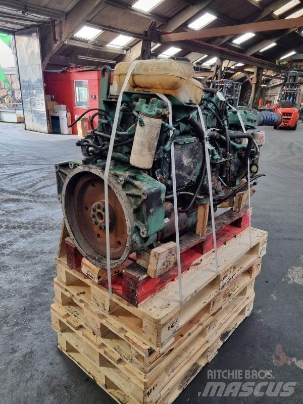Volvo D6B Engines