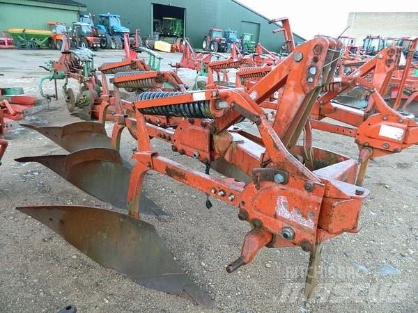Fraugde 3 Conventional ploughs