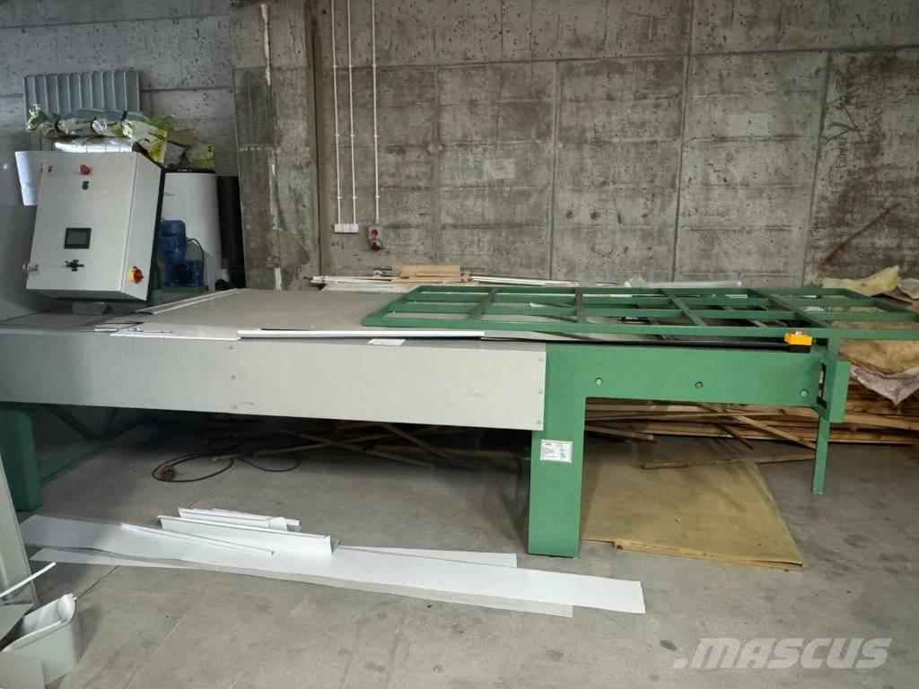  IKAFI T-7 Construction - Others