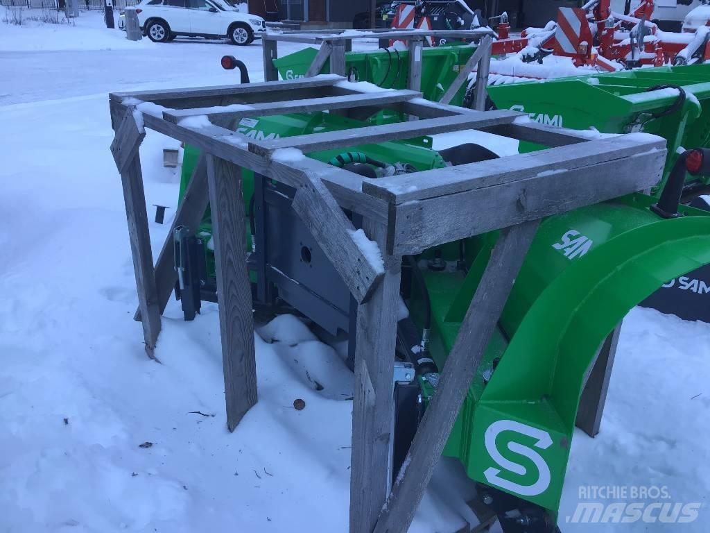 Sami VM 2400 Snow blades and plows