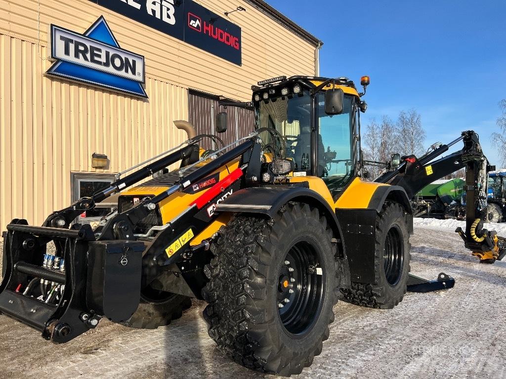 Huddig 1370 Backhoe loaders