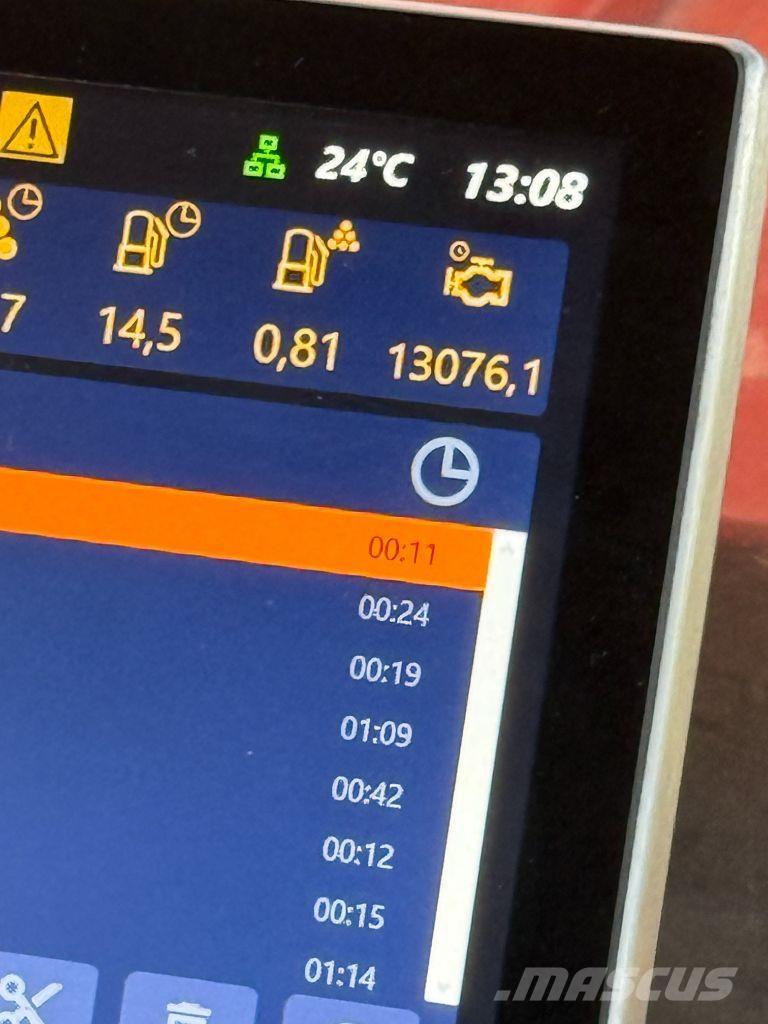 Komatsu 895 Forwarders