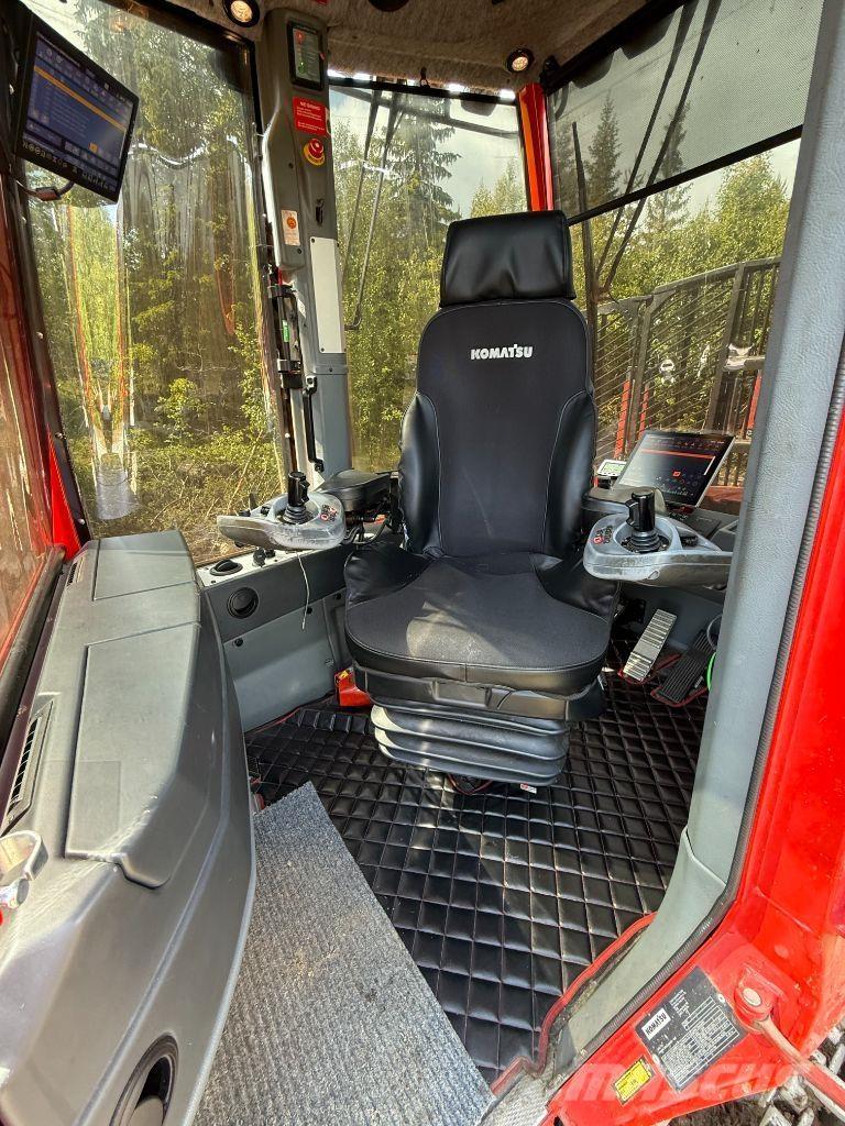 Komatsu 895 Forwarders