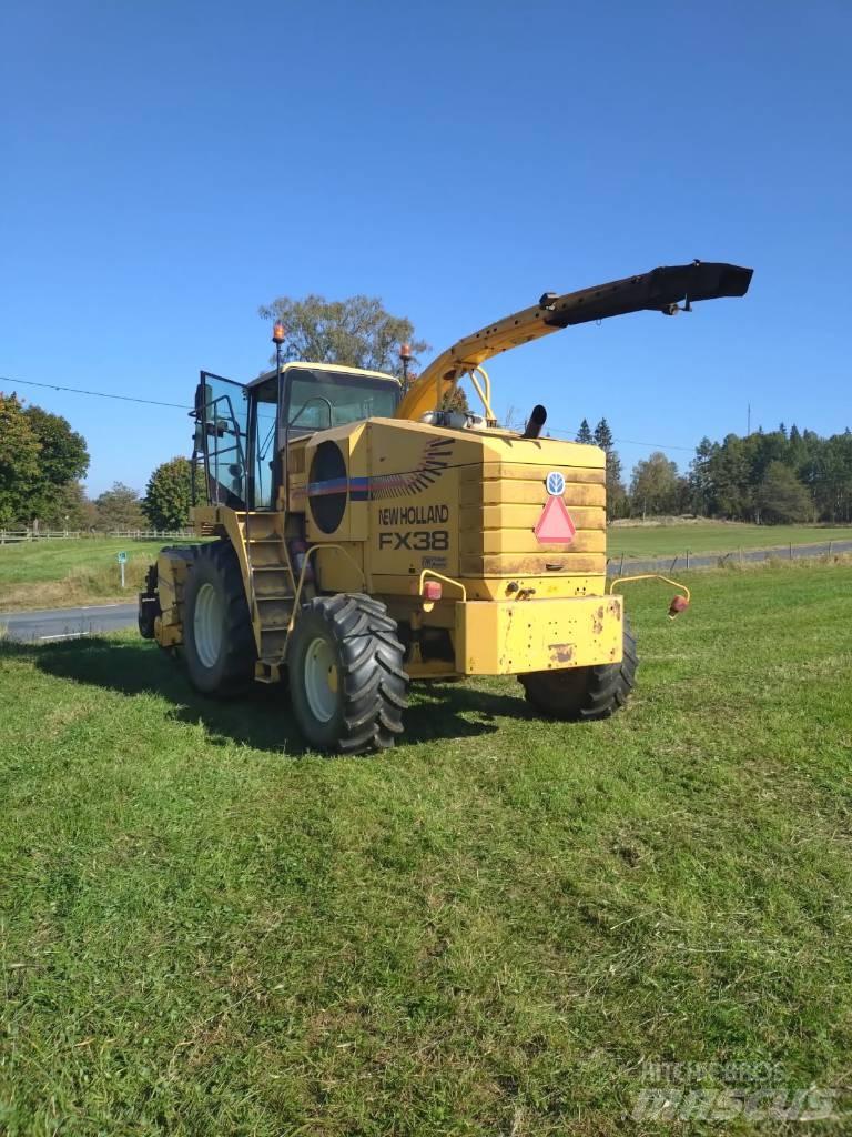 New Holland FX 38 Self-propelled foragers