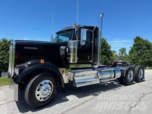 Kenworth W 900 Tractor Units