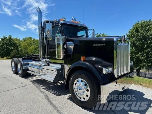 Kenworth W 900 Tractor Units