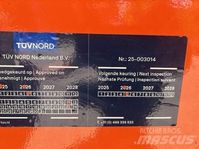 JLG 460 SJ Telescopic boom lifts