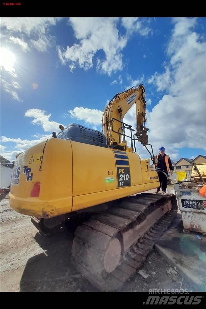 Komatsu PC 210 LC-11 Crawler excavators
