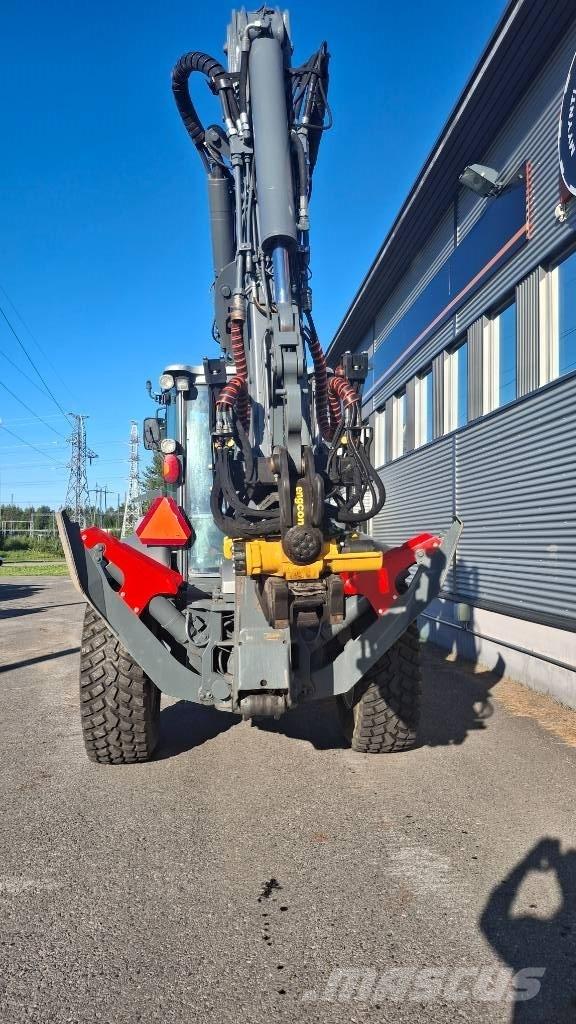 Lännen 8600 G Backhoe loaders