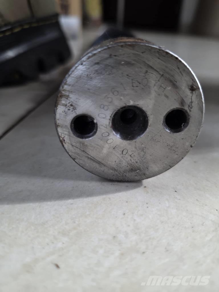  BF 20100208361 Engines