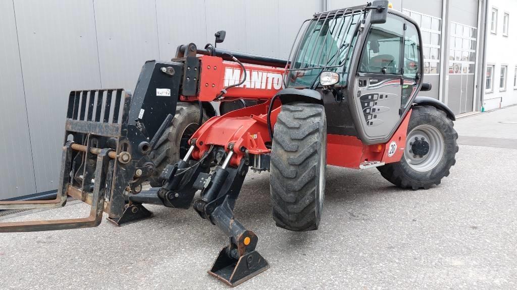 Manitou MT 1030 Telescopic handlers