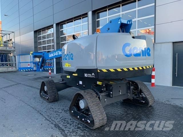Genie S 45 XC Trax Telescopic boom lifts
