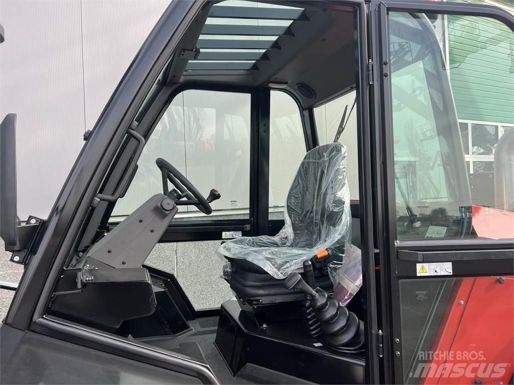 Manitou M50-4 Rough terrain trucks