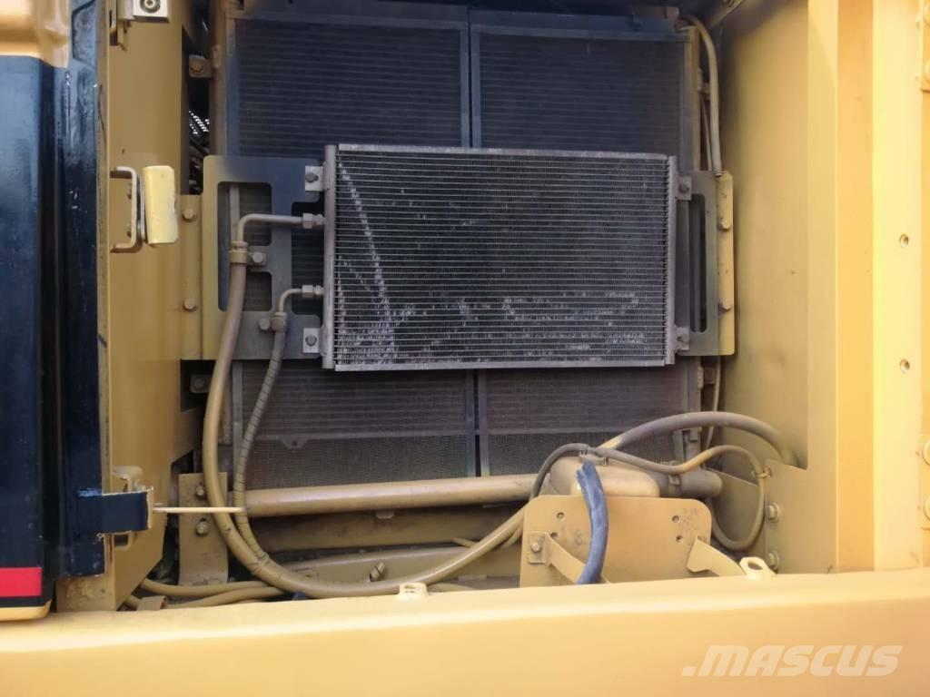 CAT 320C Crawler excavators