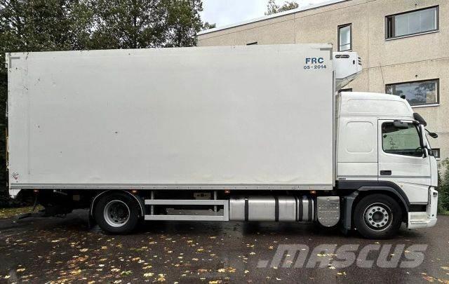 Volvo FM-4X2R Box body trucks