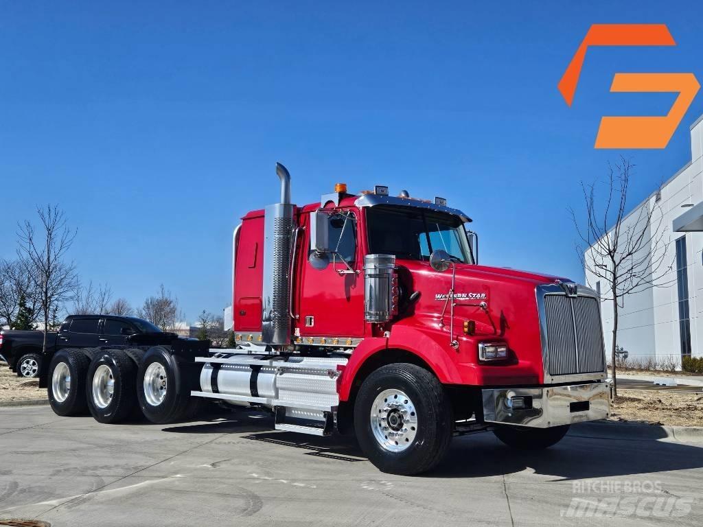 Western Star 4900 SB Tractor Units