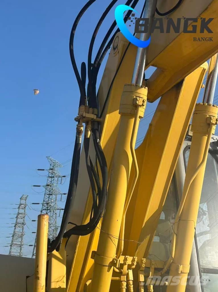  KOMΛ1'SU PW128us Wheeled excavators