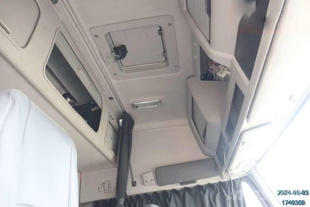 Volvo FH Cabins and interior