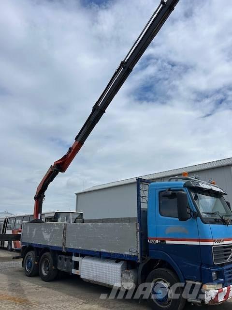 Vovo FH12 Crane trucks