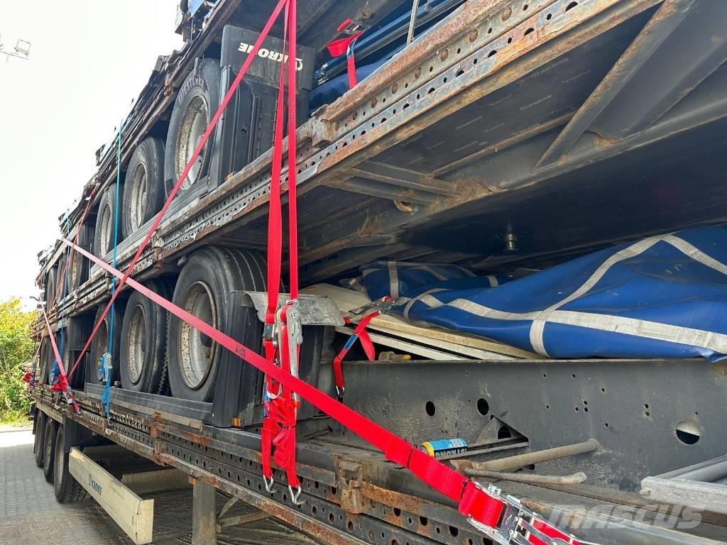 Krone SD Curtainsider semi-trailers