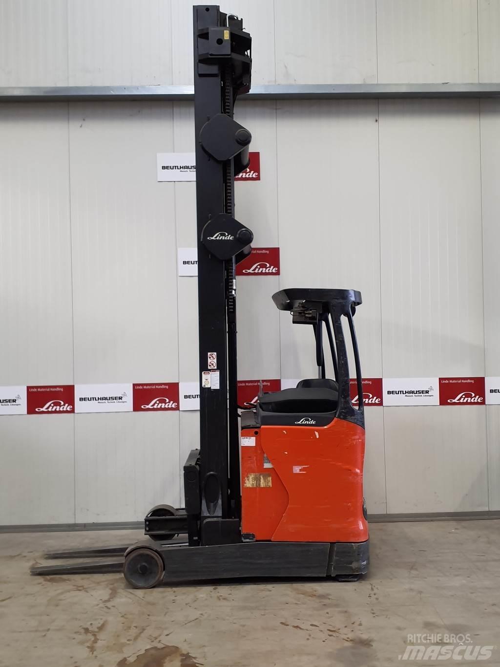 Linde R16HD Reach trucks