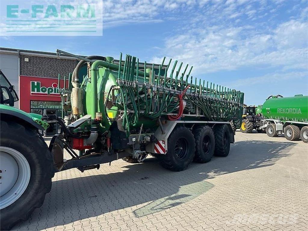  Wienhoff 24200 ltr Manure spreaders