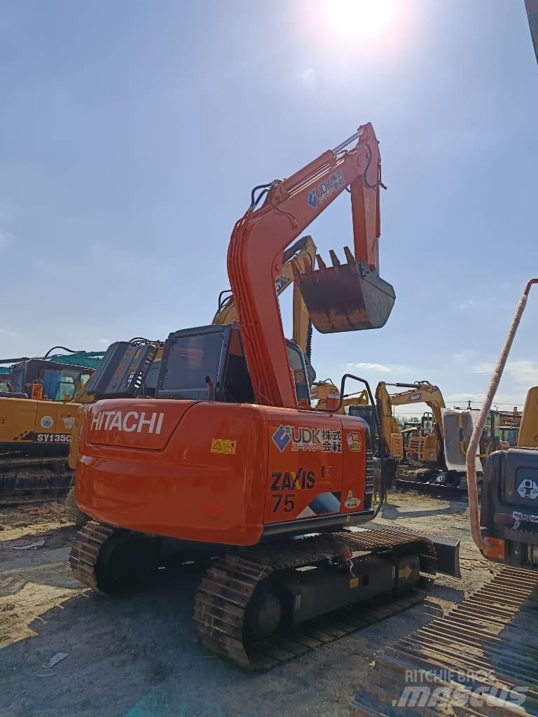 Hitachi ZX 75 Midi excavators  7t - 12t