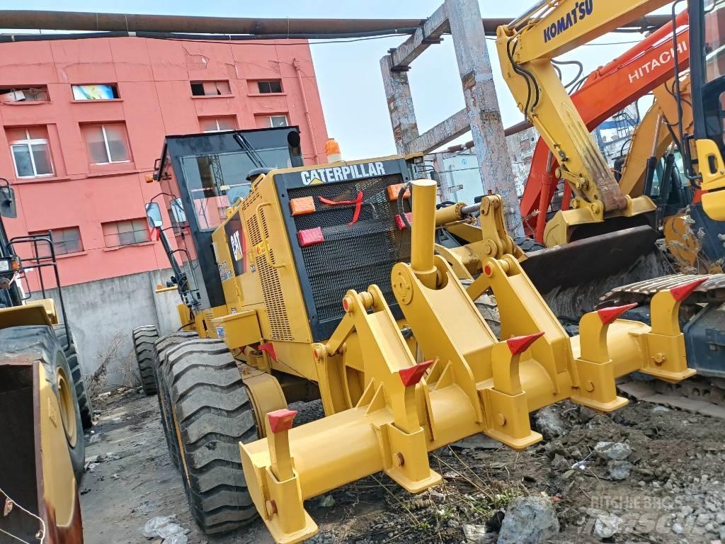 CAT 140K Graders
