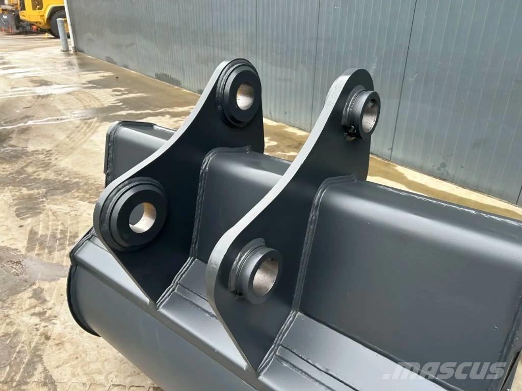 Hitachi ZX210 - 1.40m Buckets