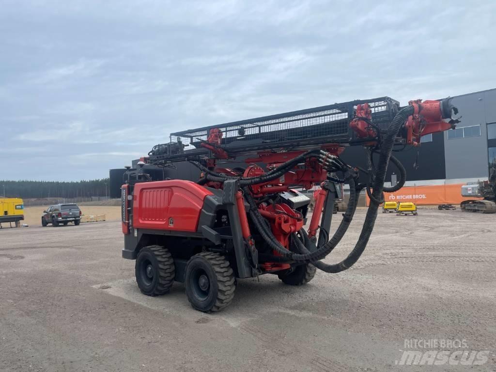 Sandvik DC300Ri Surface drill rigs