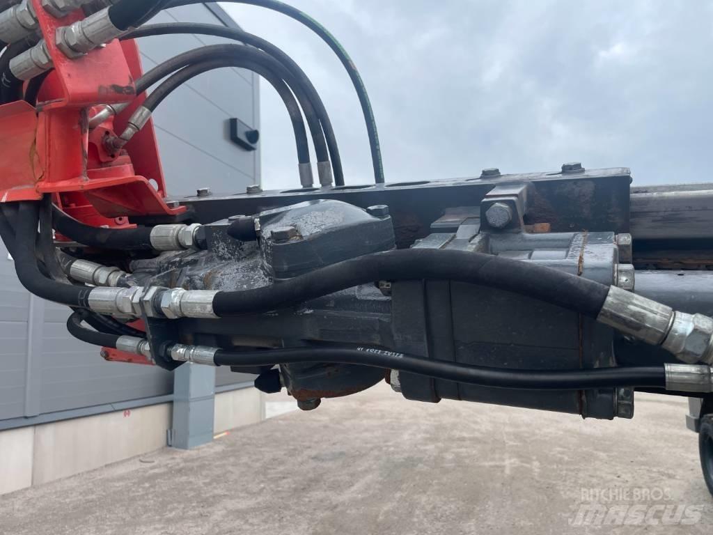 Sandvik DC300Ri Surface drill rigs