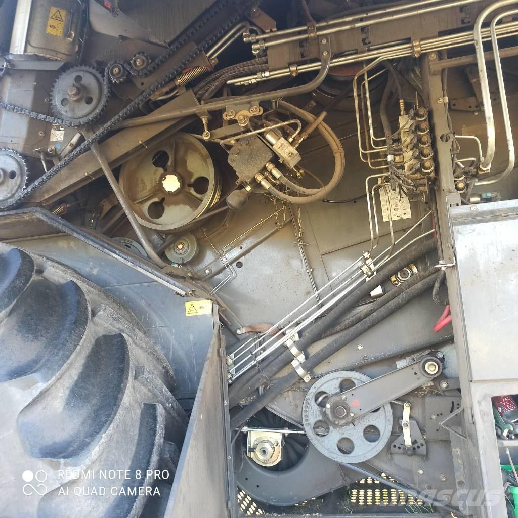 CLAAS Lexion 560 Combine harvesters