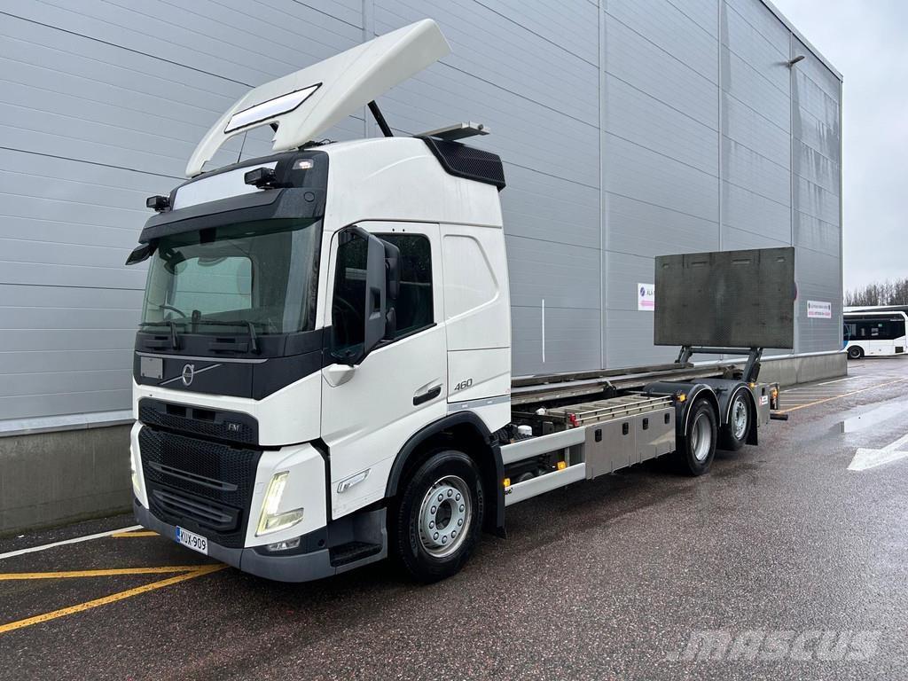 Volvo FM Cable lift demountable trucks
