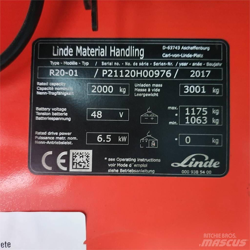 Linde R20 Reach trucks